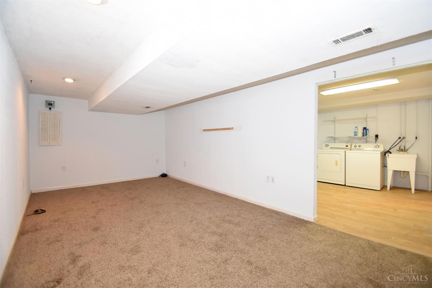 8840 Creekwood Drive