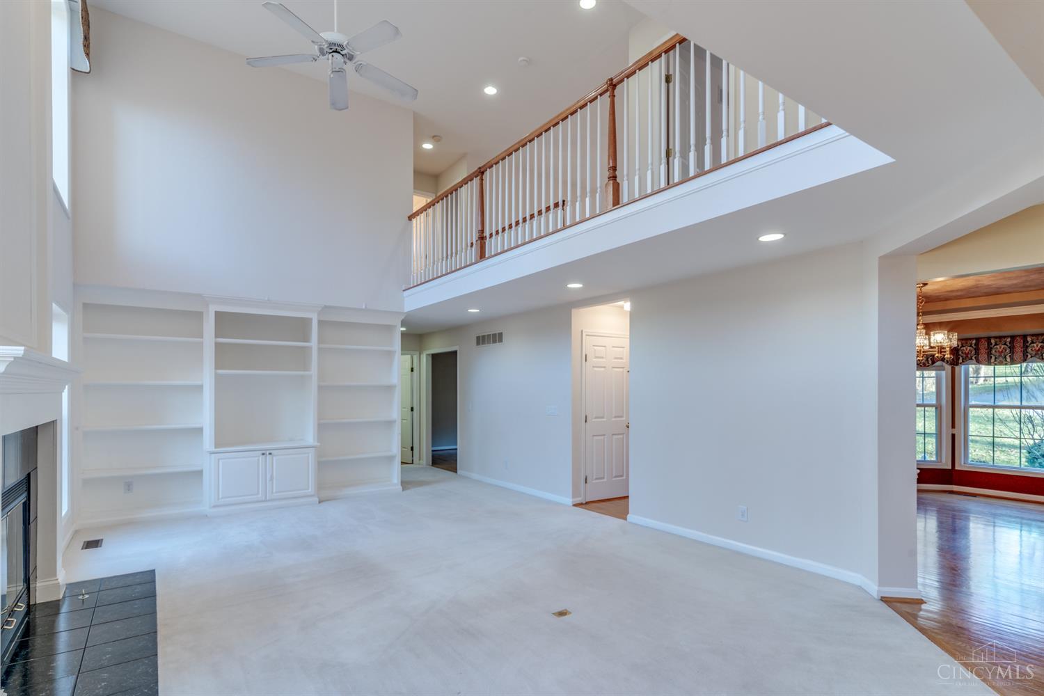 2333 Shimmering Bay Lane