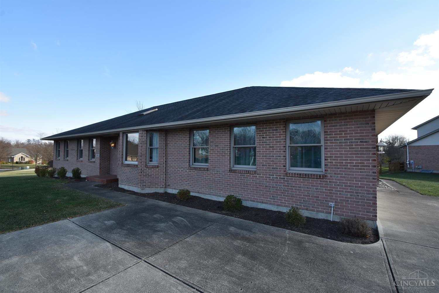 6982 Ashwood Knolls Drive