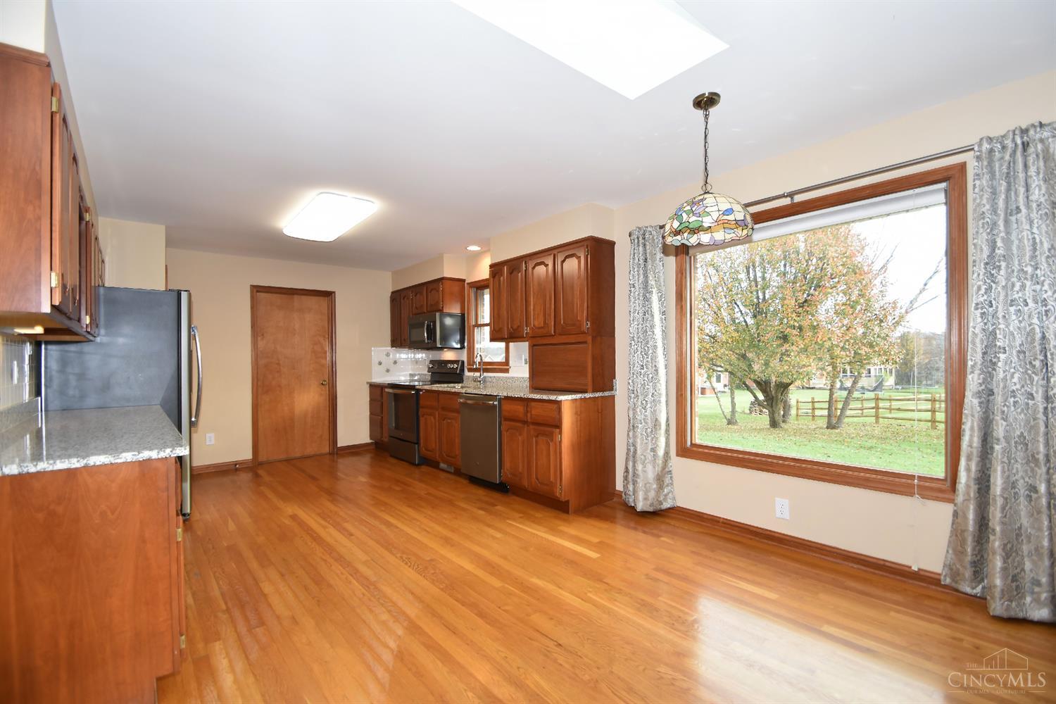 6982 Ashwood Knolls Drive