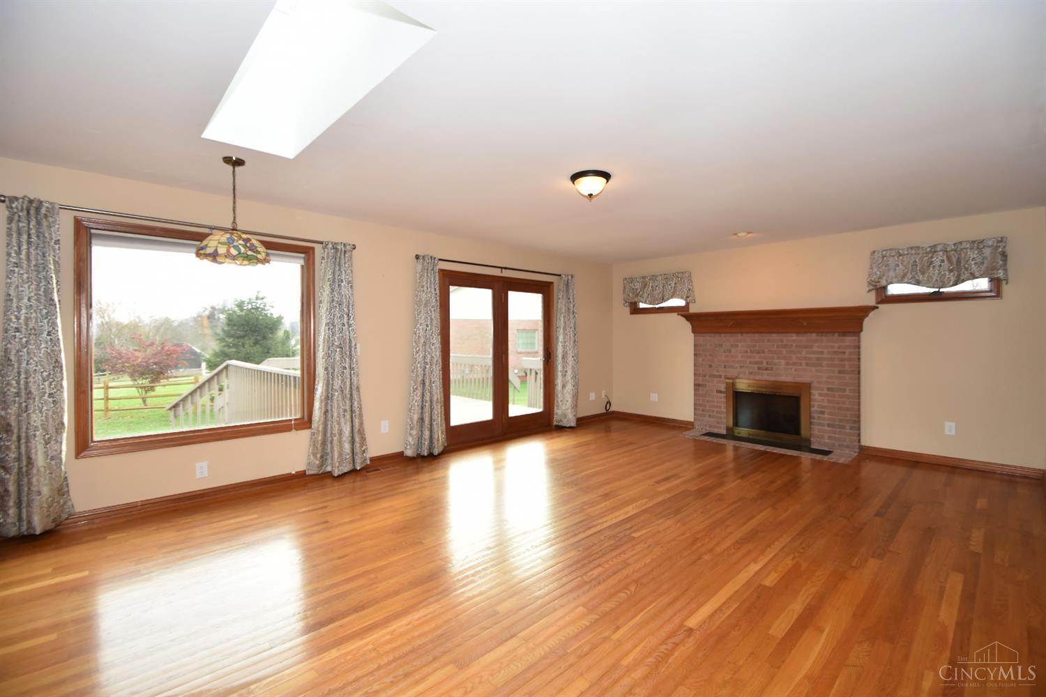 6982 Ashwood Knolls Drive