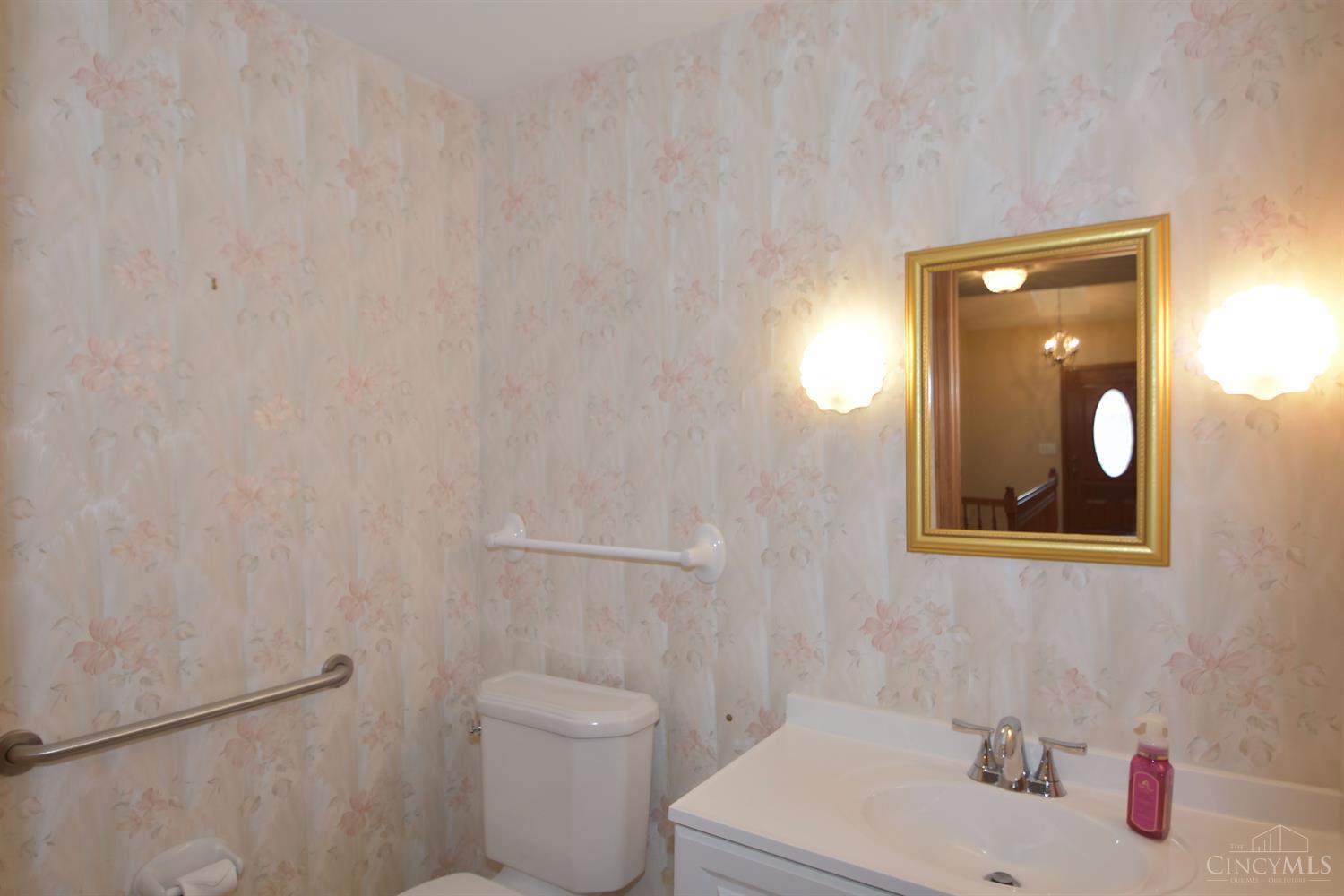 6982 Ashwood Knolls Drive