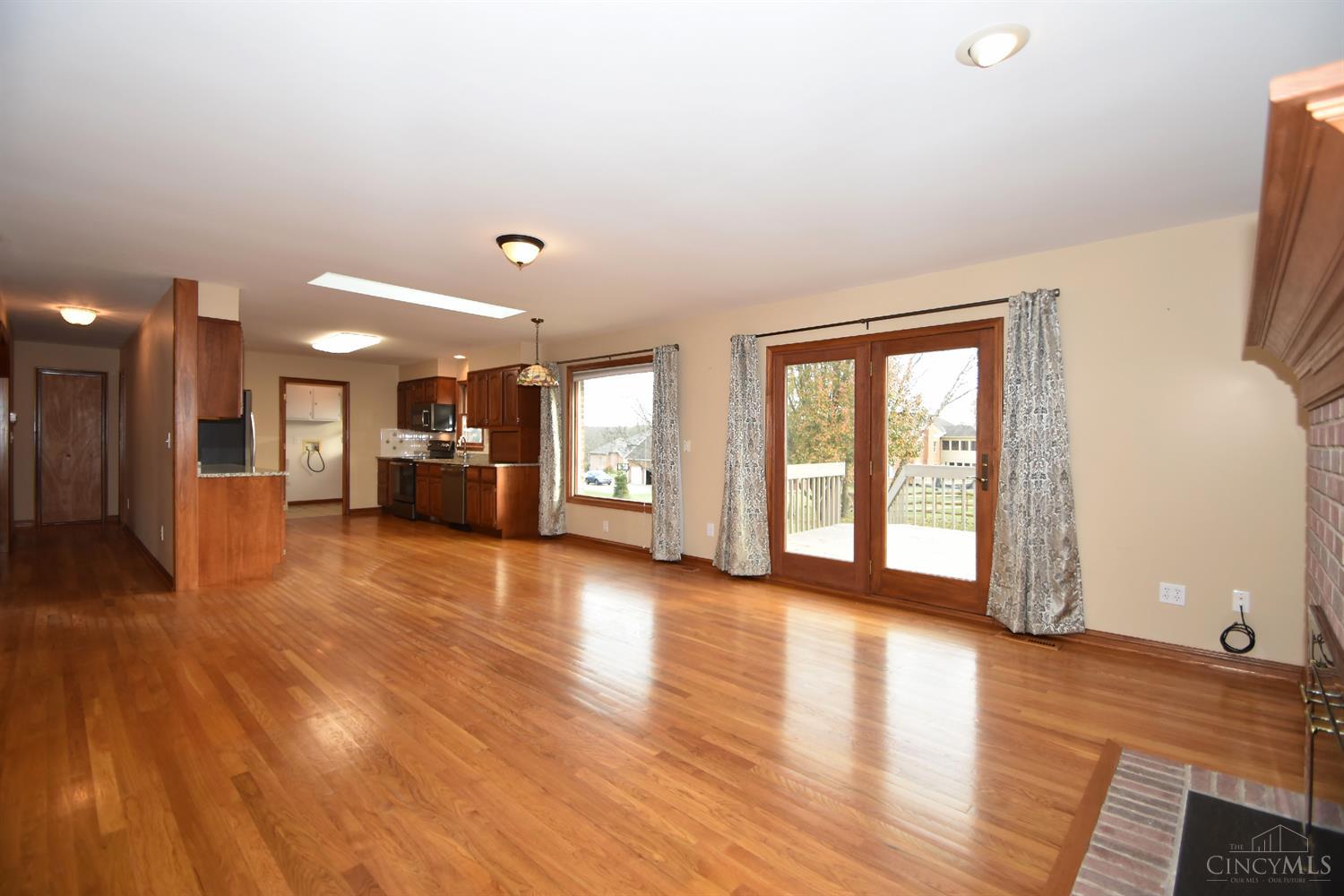 6982 Ashwood Knolls Drive