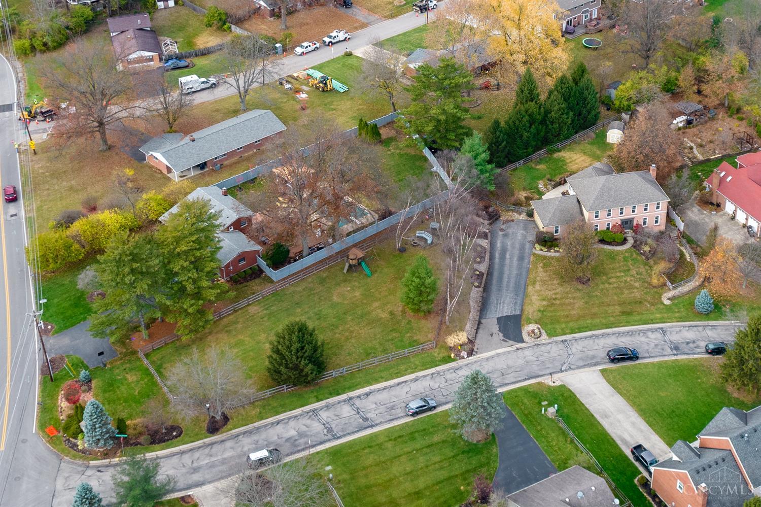 2725 Lawyers Point Drive