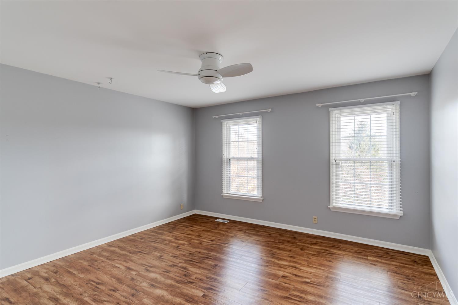 2725 Lawyers Point Drive