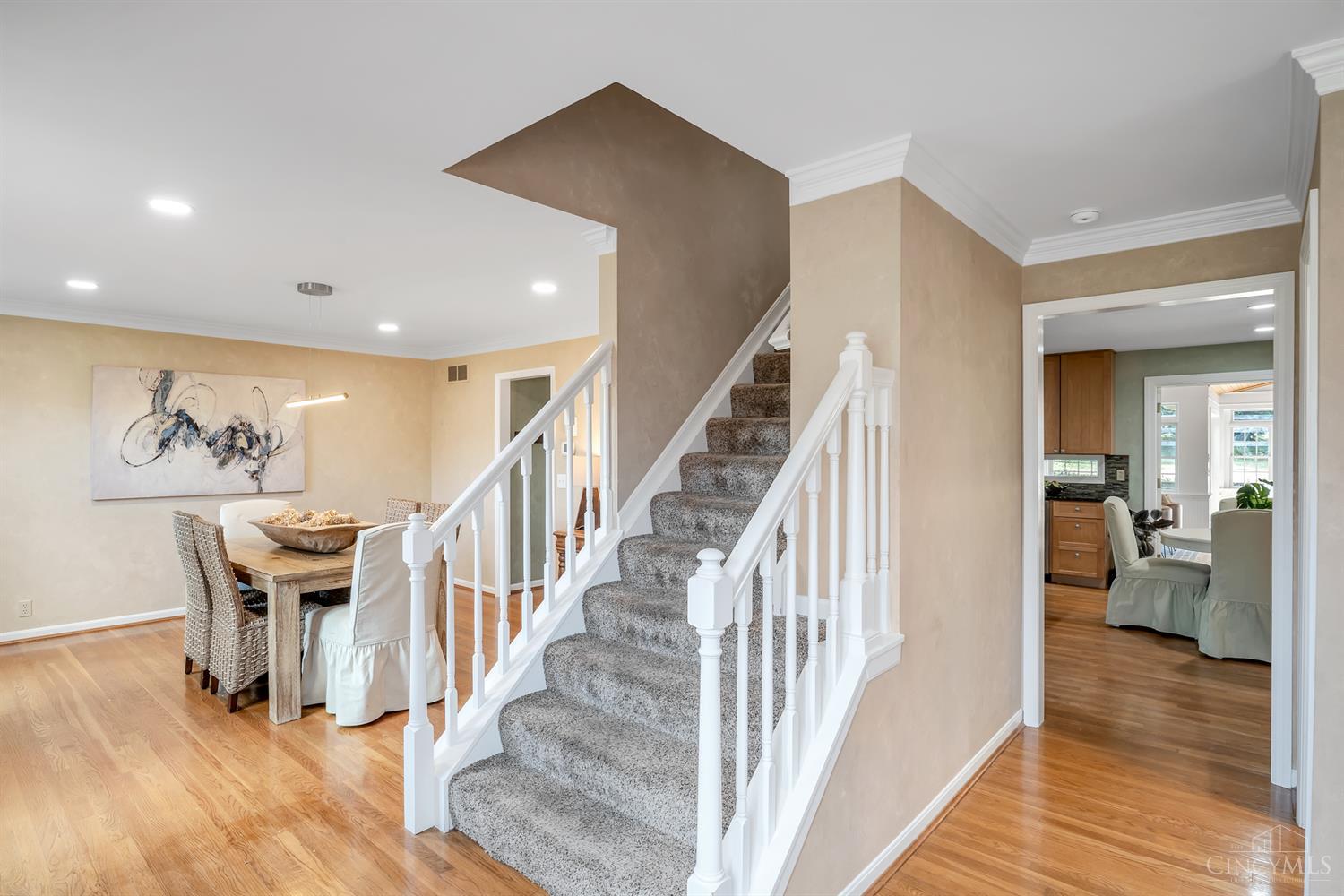 2725 Lawyers Point Drive