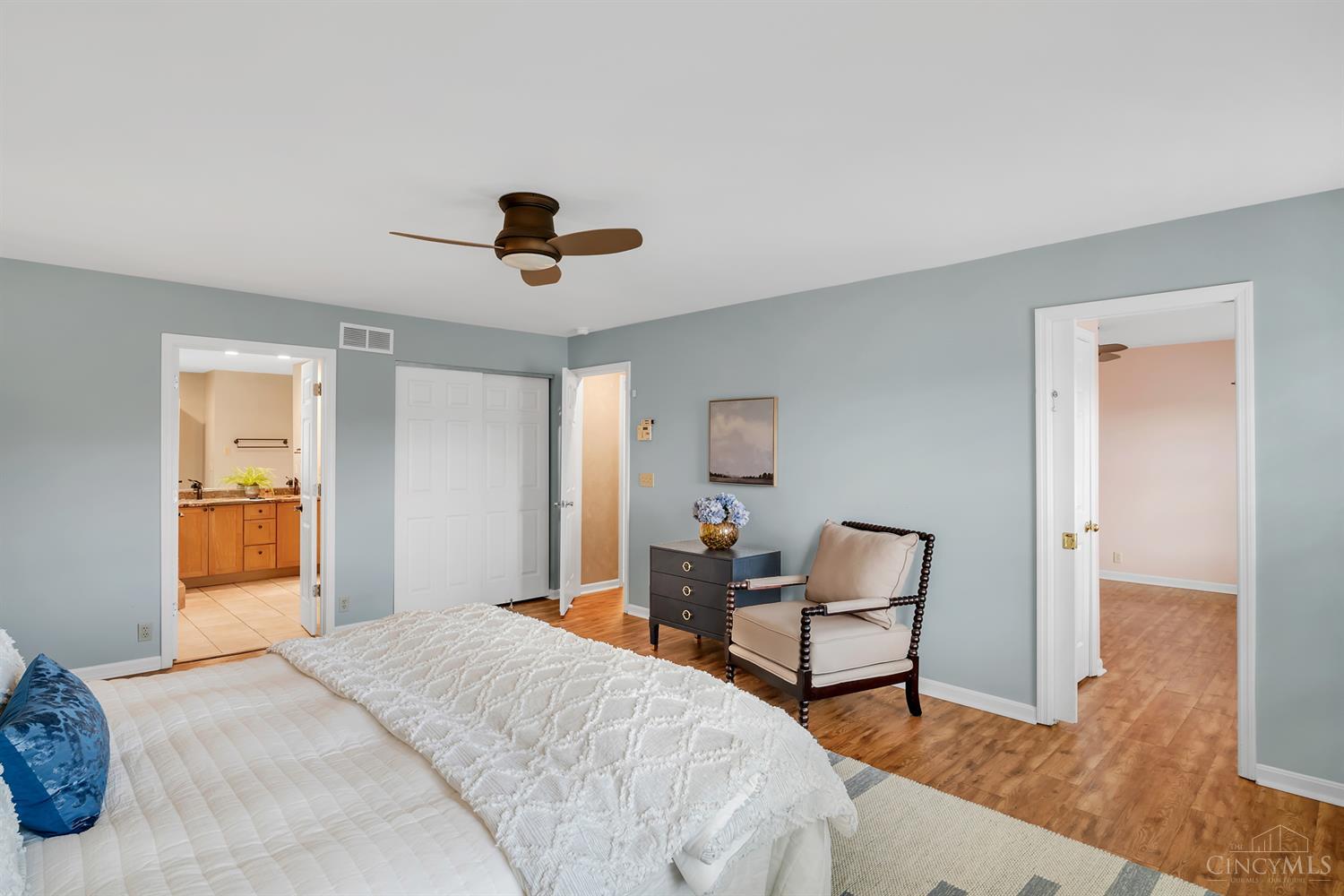 2725 Lawyers Point Drive