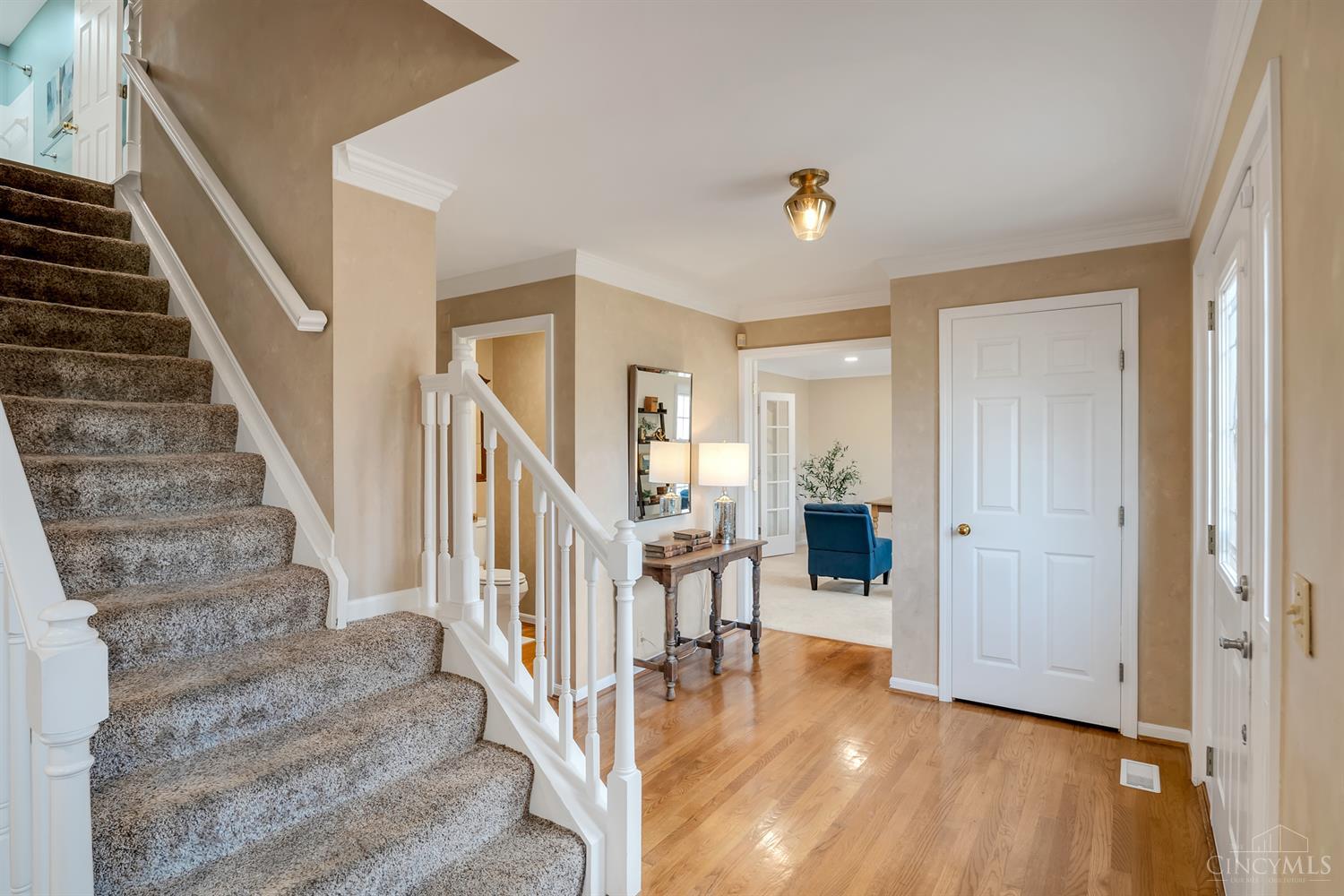 2725 Lawyers Point Drive