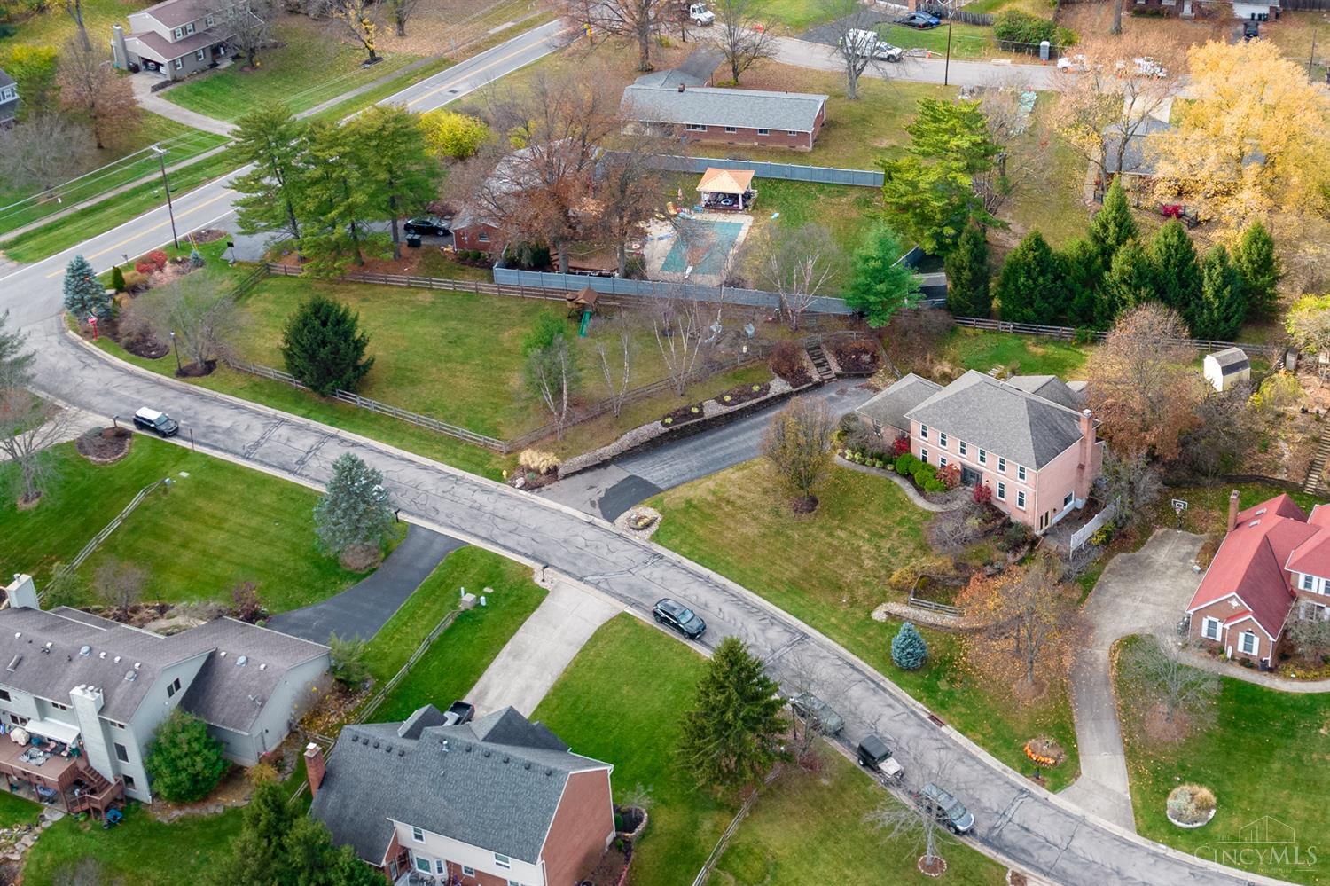 2725 Lawyers Point Drive