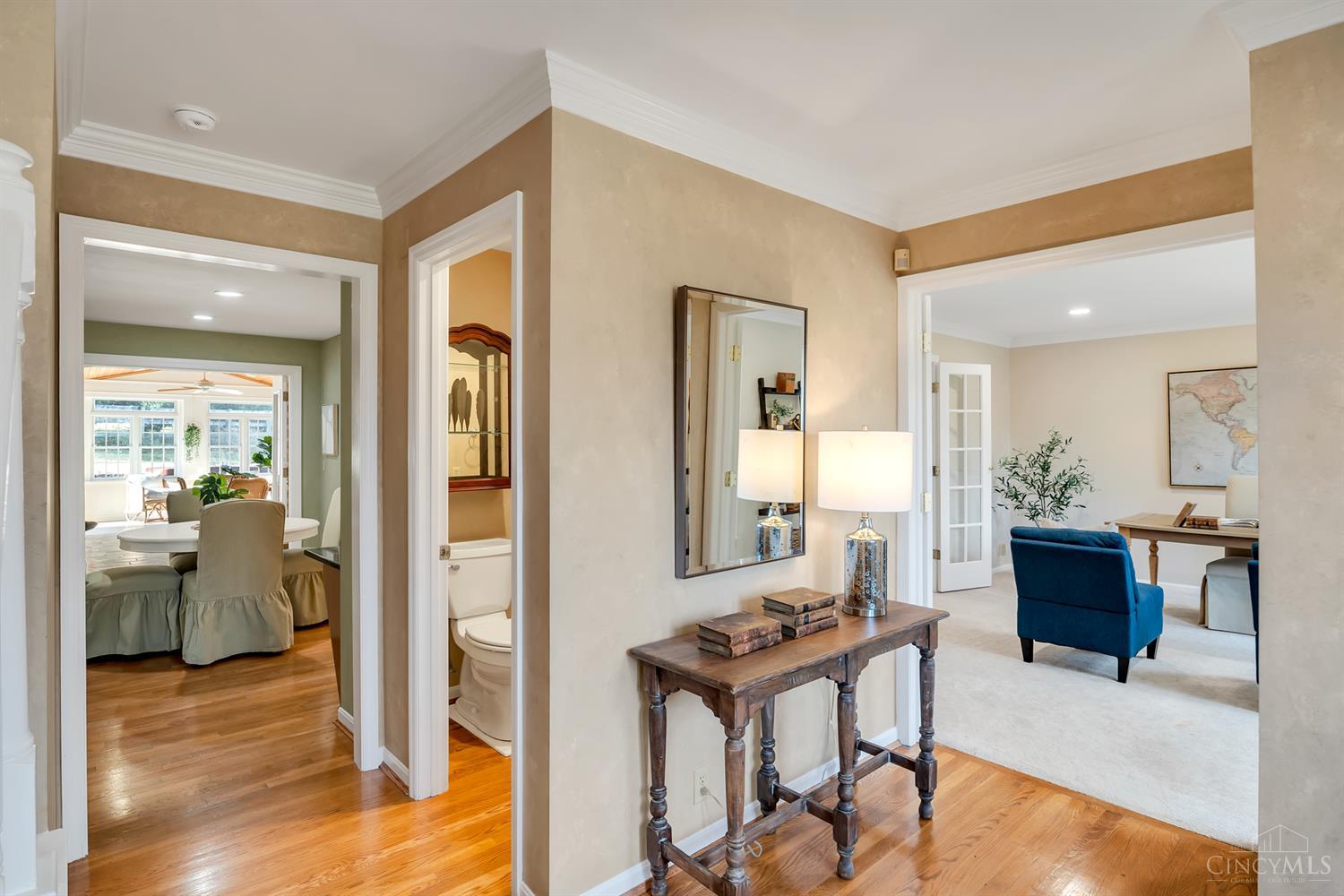 2725 Lawyers Point Drive