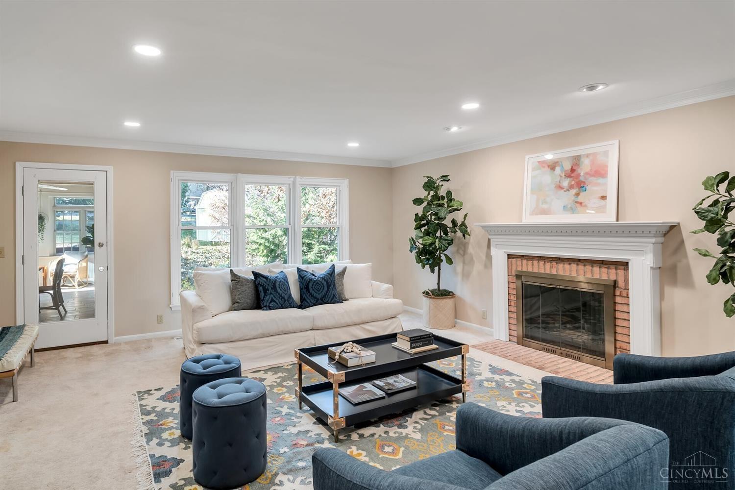 2725 Lawyers Point Drive