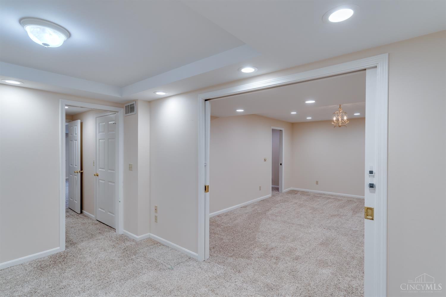 2725 Lawyers Point Drive