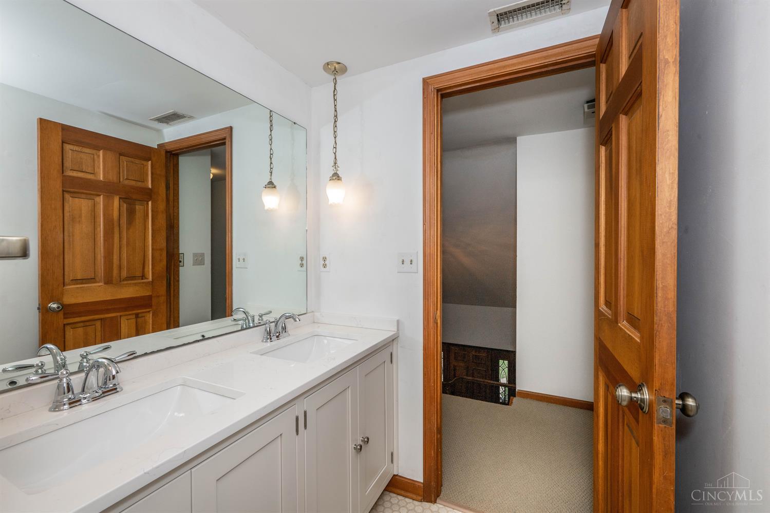 1970 Kresswood Circle