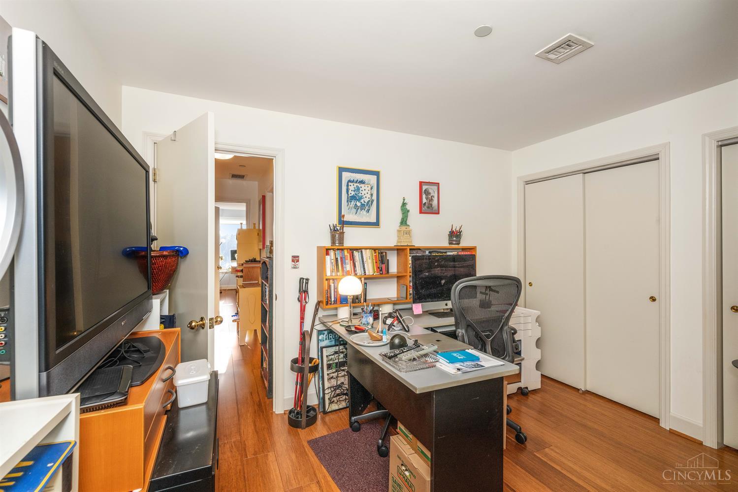 3435 Golden Avenue 1002