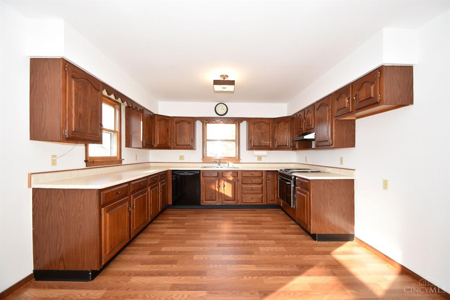 7626 Cincinnati Dayton Road