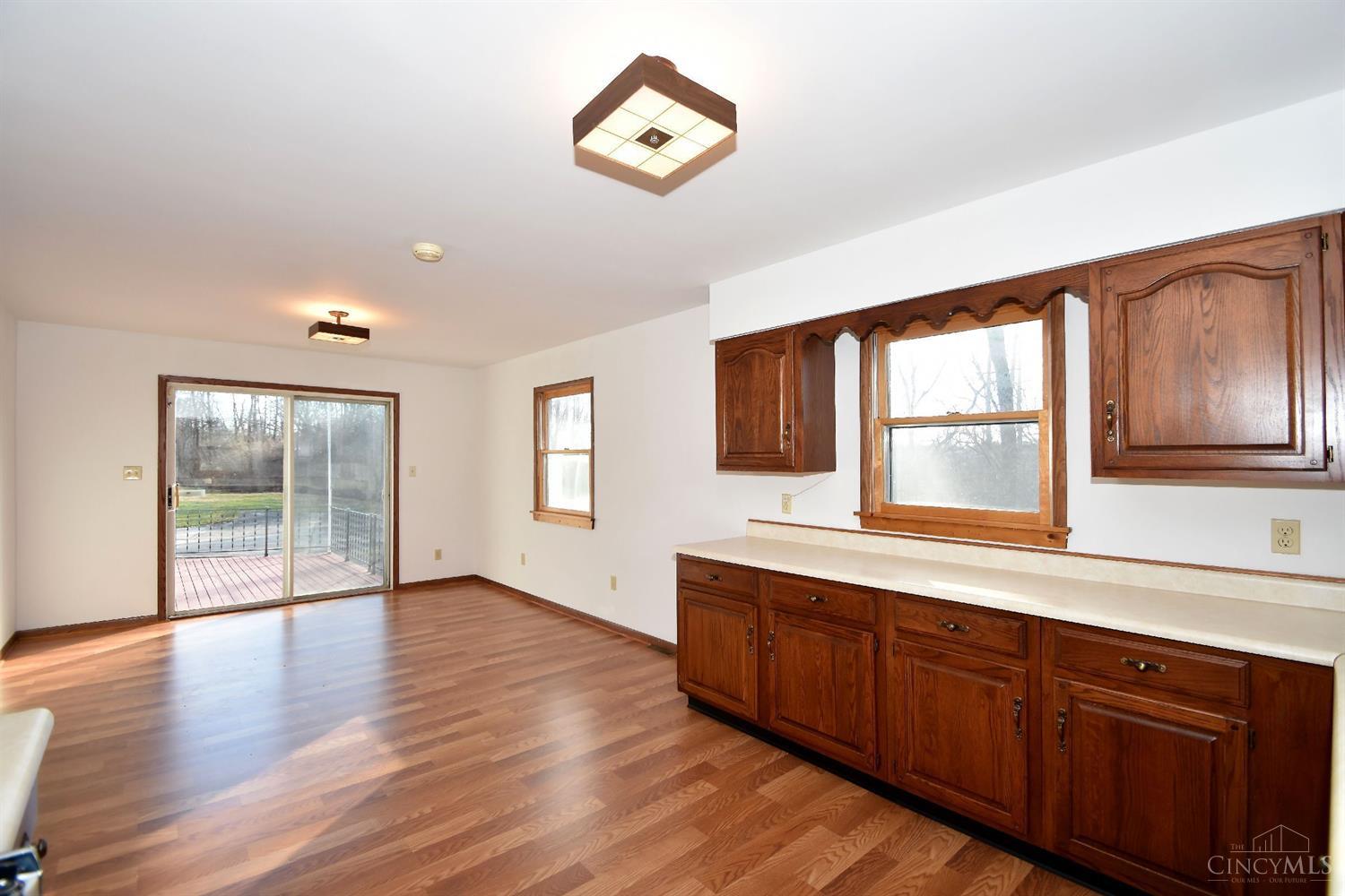 7626 Cincinnati Dayton Road