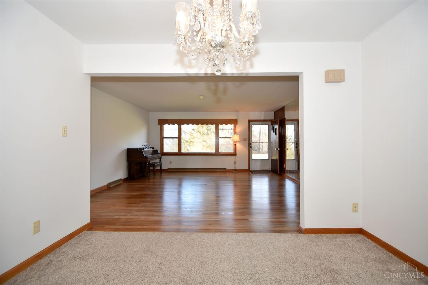 7626 Cincinnati Dayton Road