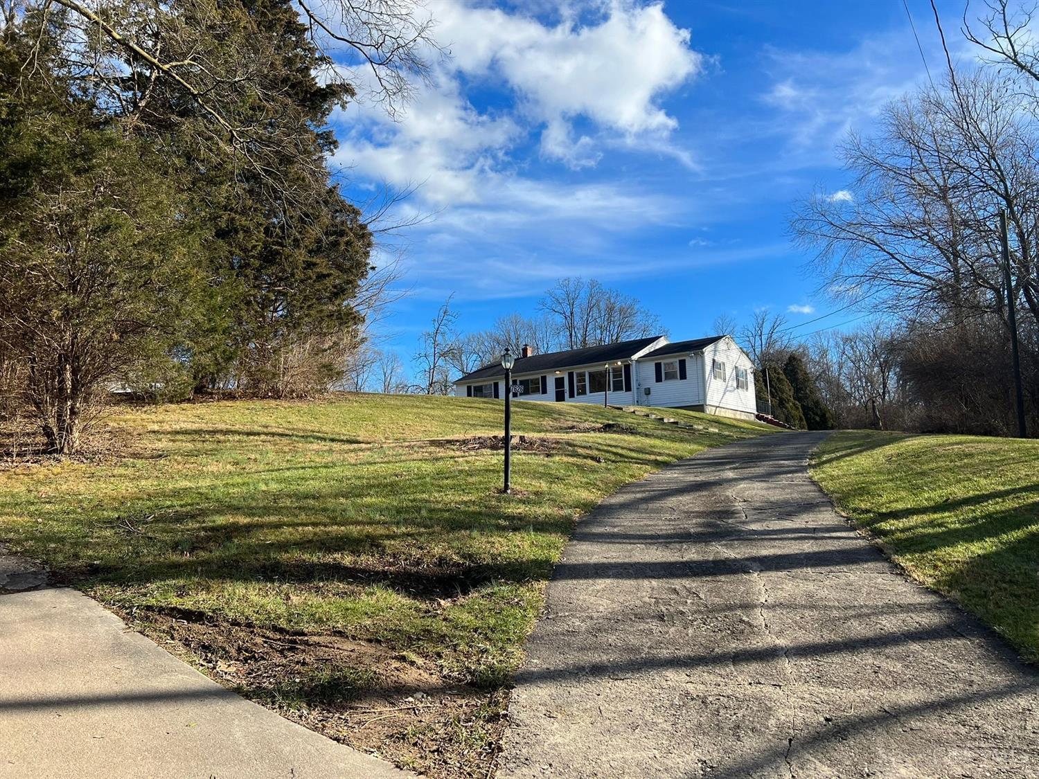 7626 Cincinnati Dayton Road