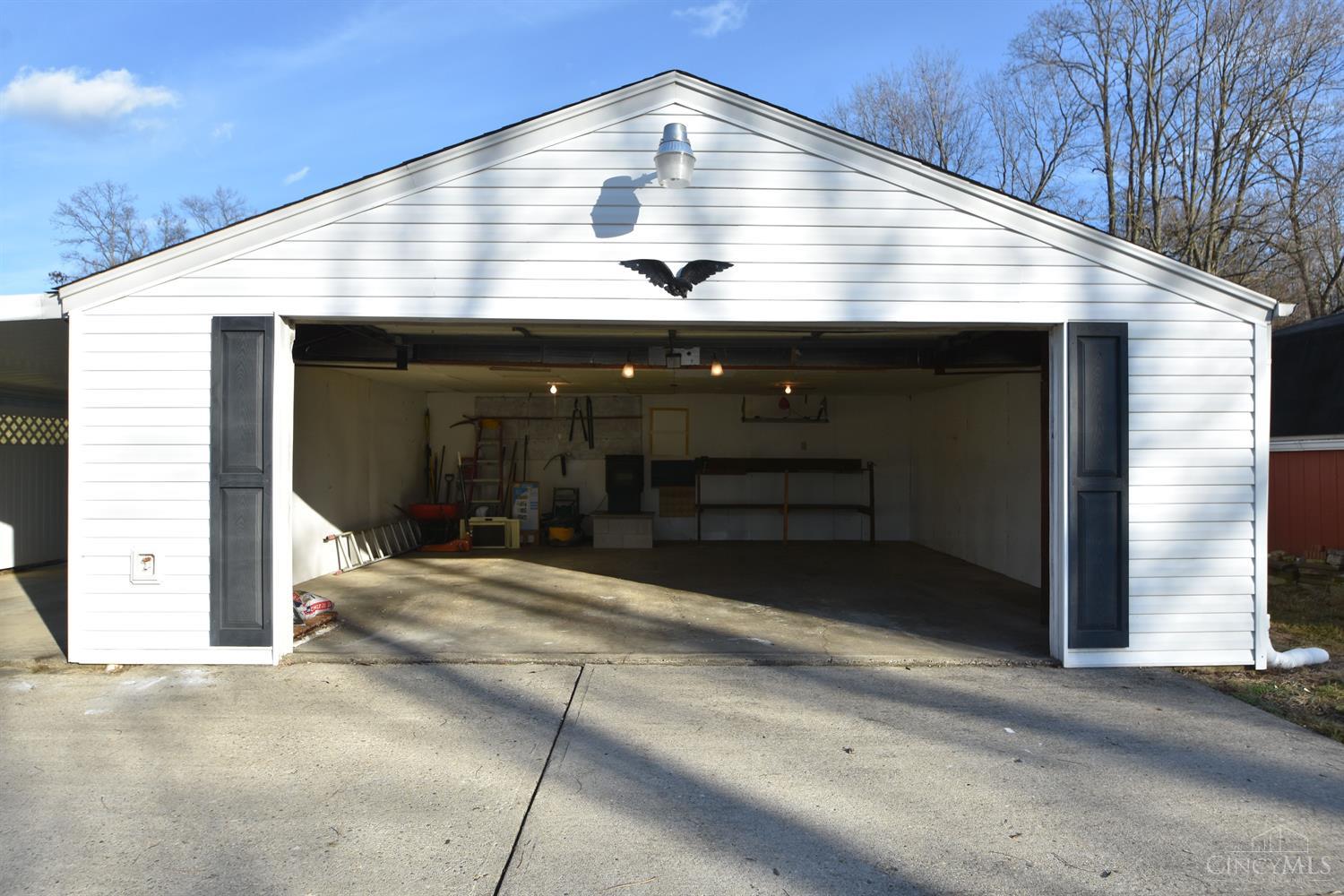 7626 Cincinnati Dayton Road