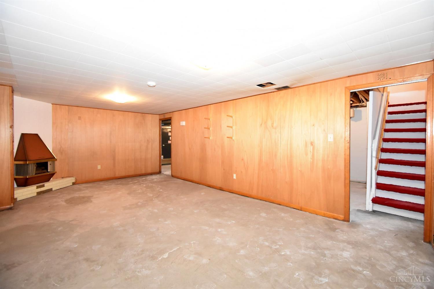 7626 Cincinnati Dayton Road