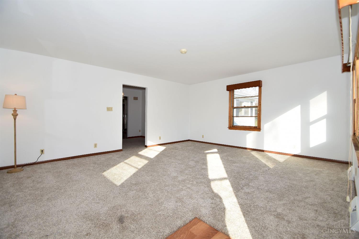 7626 Cincinnati Dayton Road