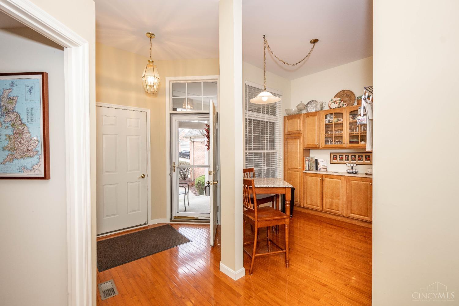 7162 White Oak Court