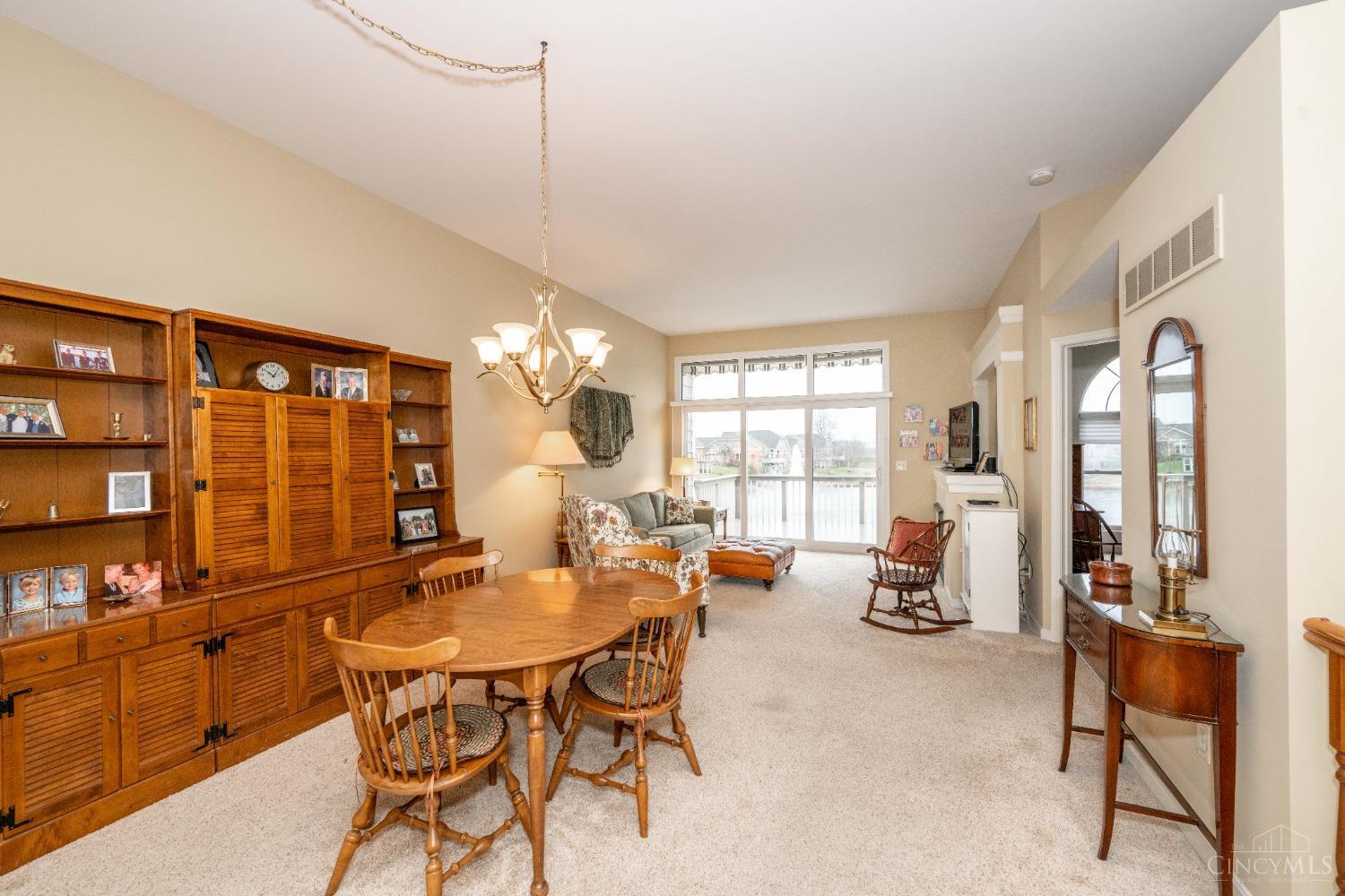 7162 White Oak Court