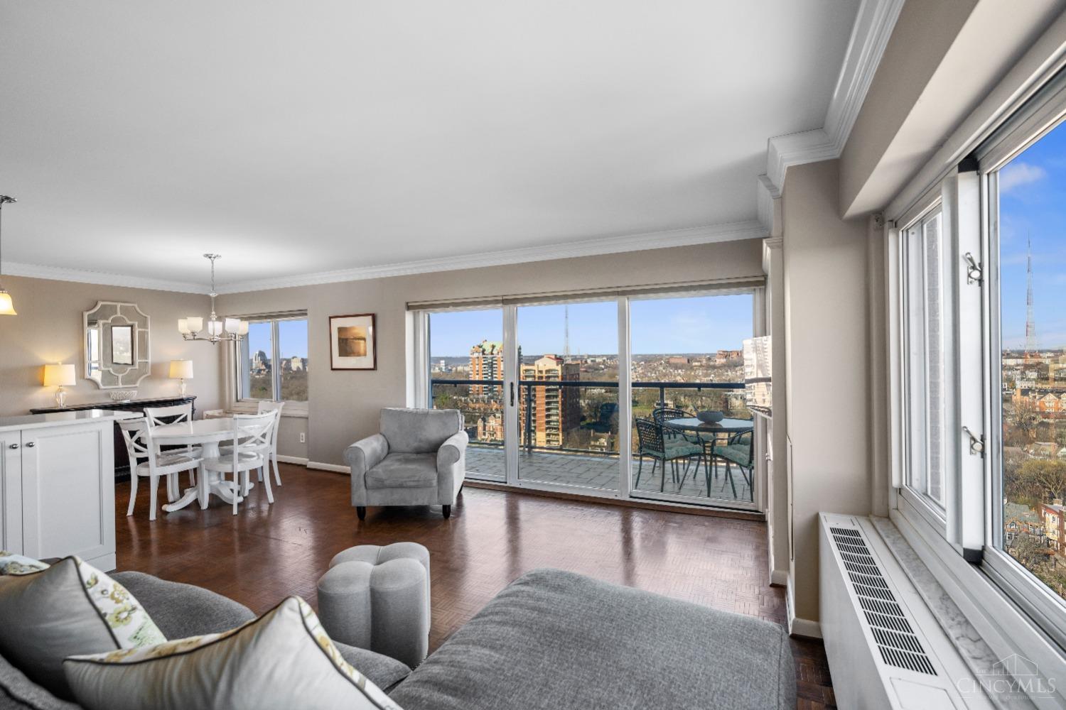 2200 Victory Parkway 2507