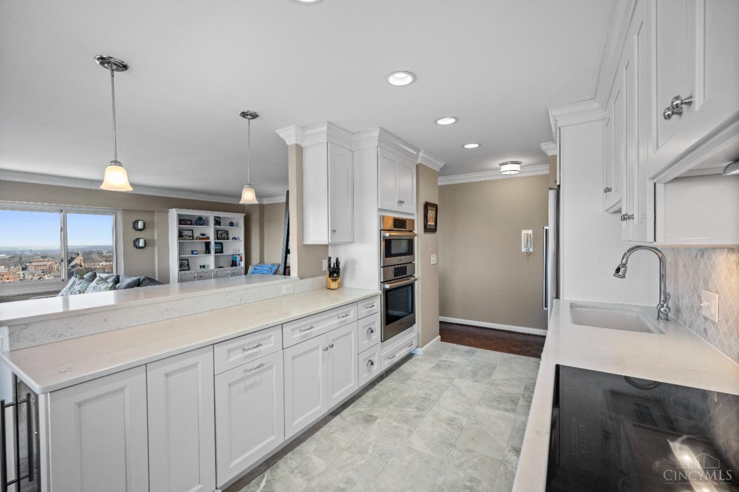 2200 Victory Parkway 2507