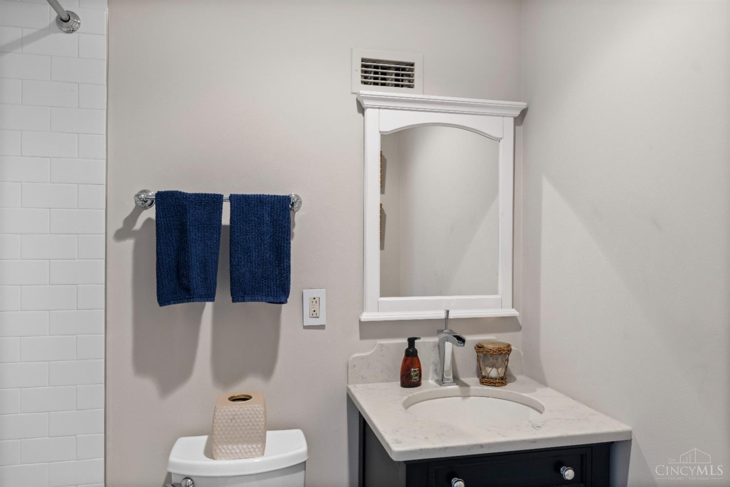 2200 Victory Parkway 2507