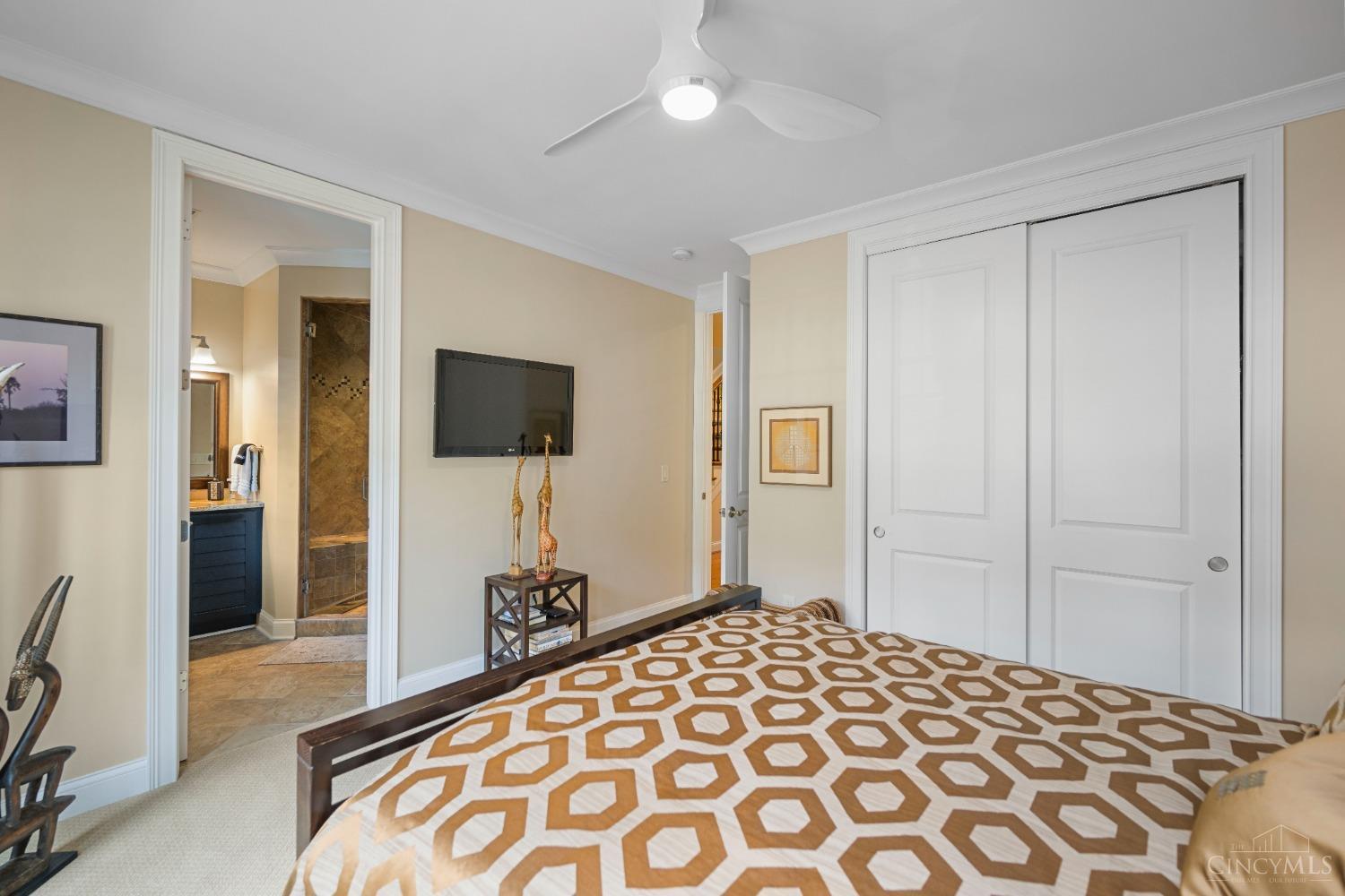 1134 Fort View Place
