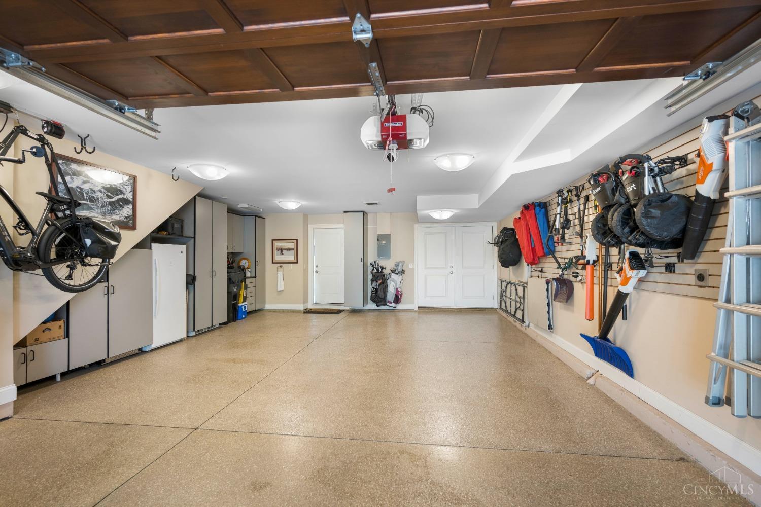 1134 Fort View Place