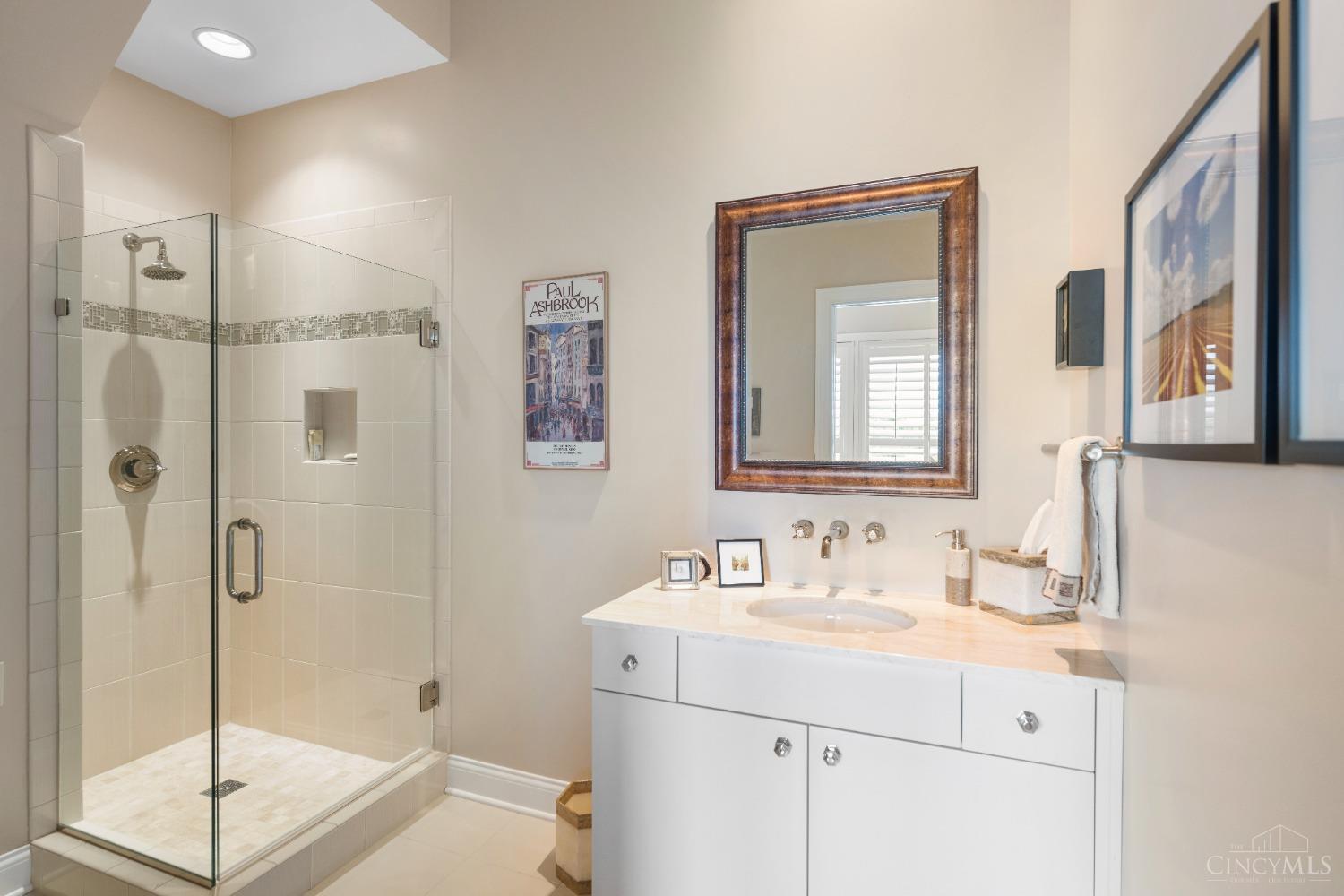 1134 Fort View Place