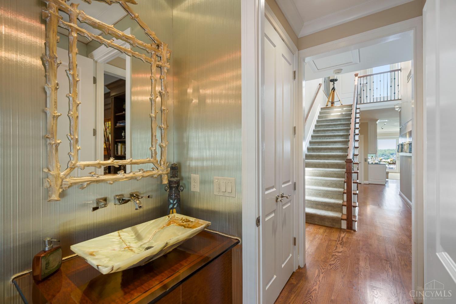 1134 Fort View Place