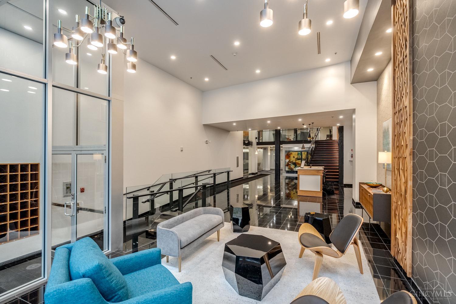 15 W Fourth Street 403