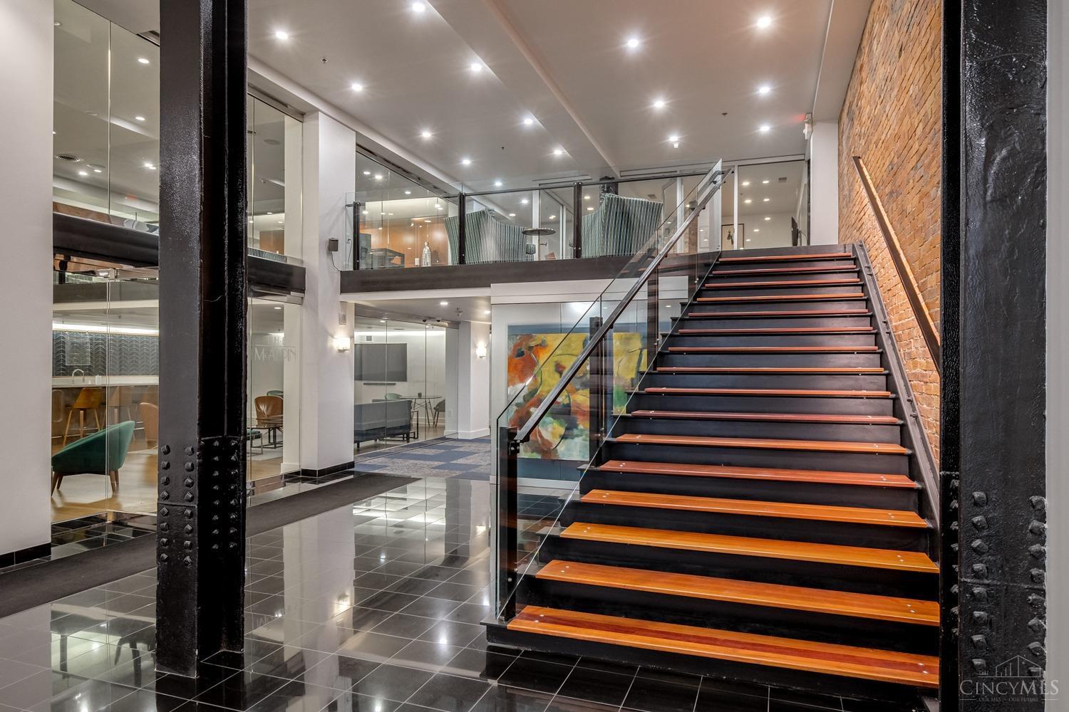 15 W Fourth Street 403