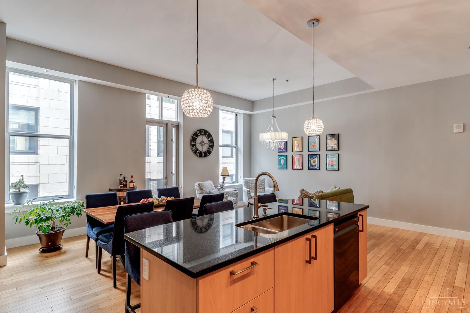 15 W Fourth Street 403