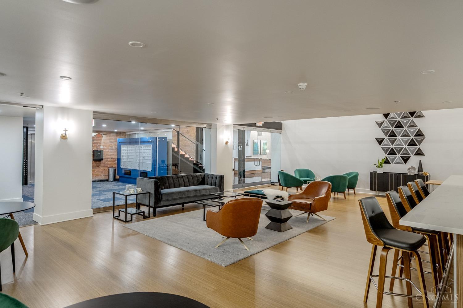 15 W Fourth Street 403