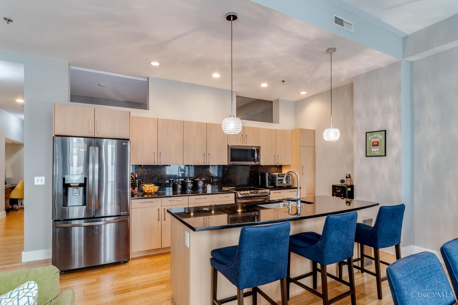 15 W Fourth Street 403