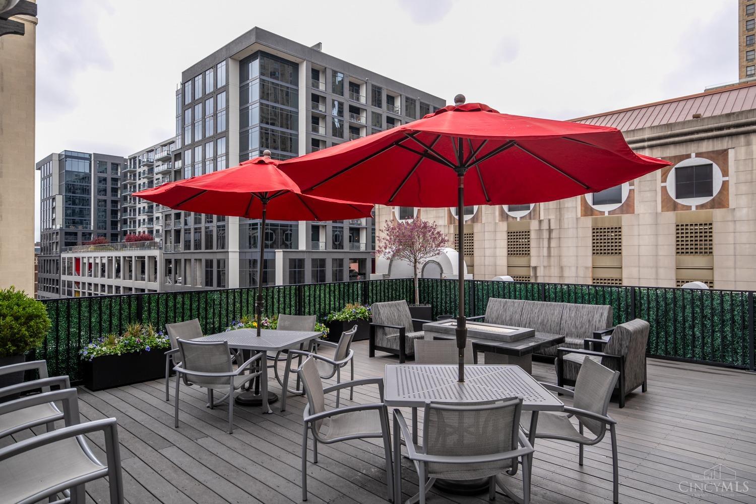 15 W Fourth Street 403