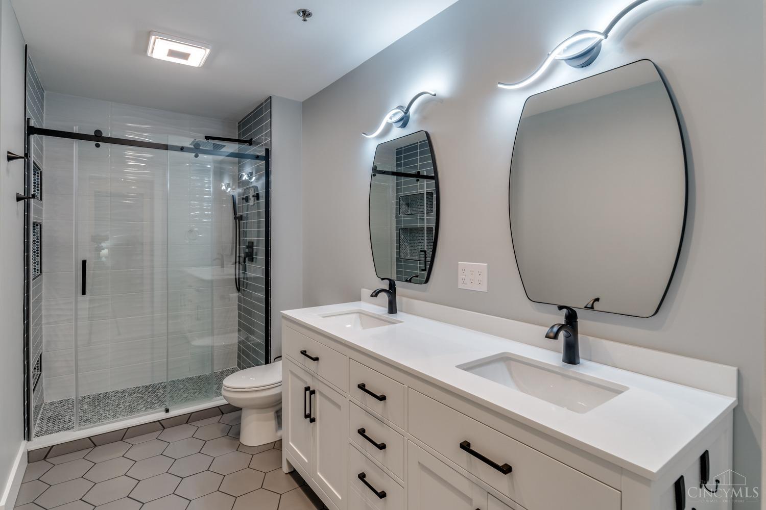 15 W Fourth Street 403