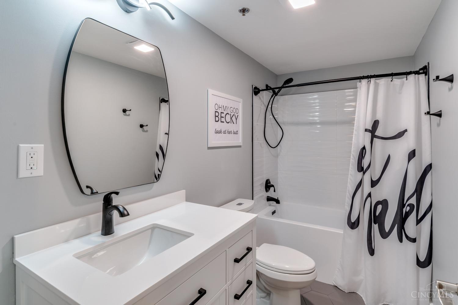 15 W Fourth Street 403