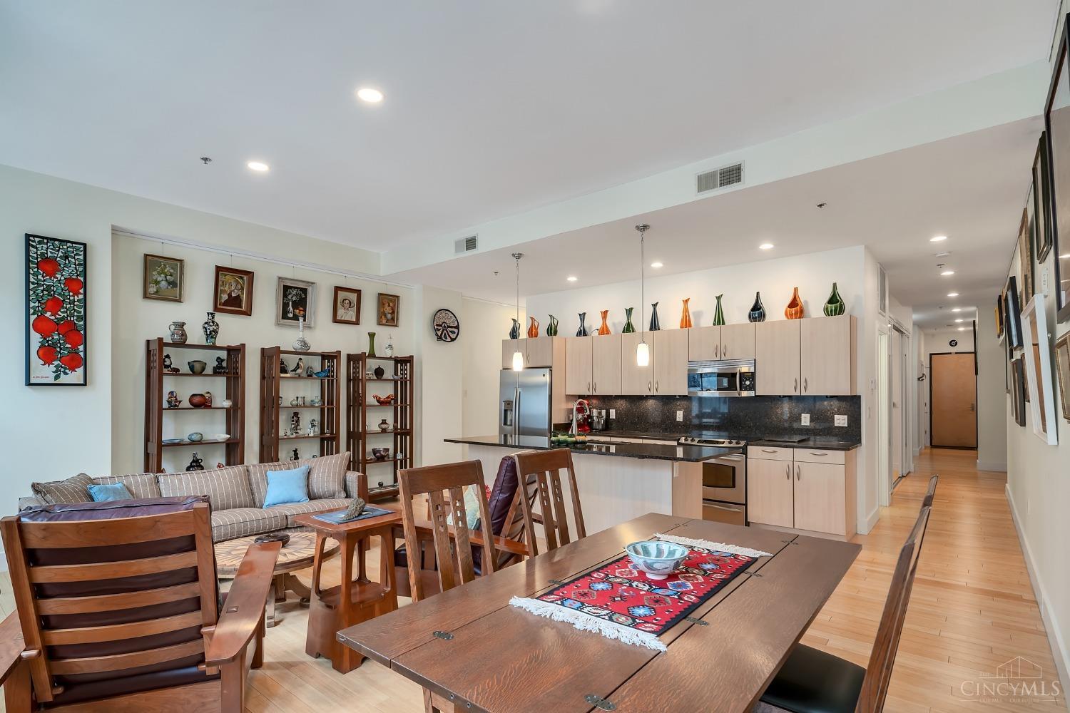 15 W Fourth Street 410