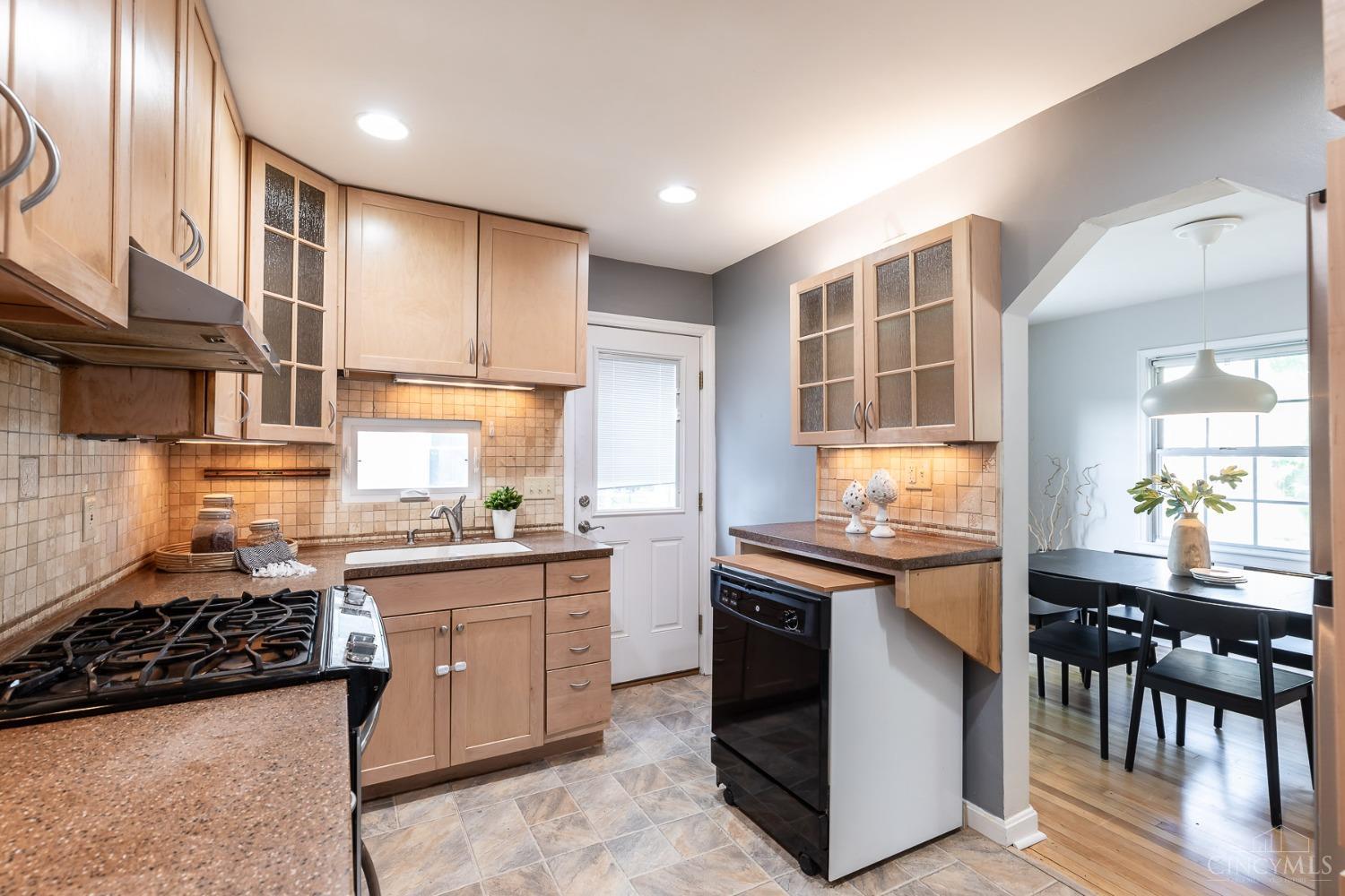 3723 Petoskey Avenue