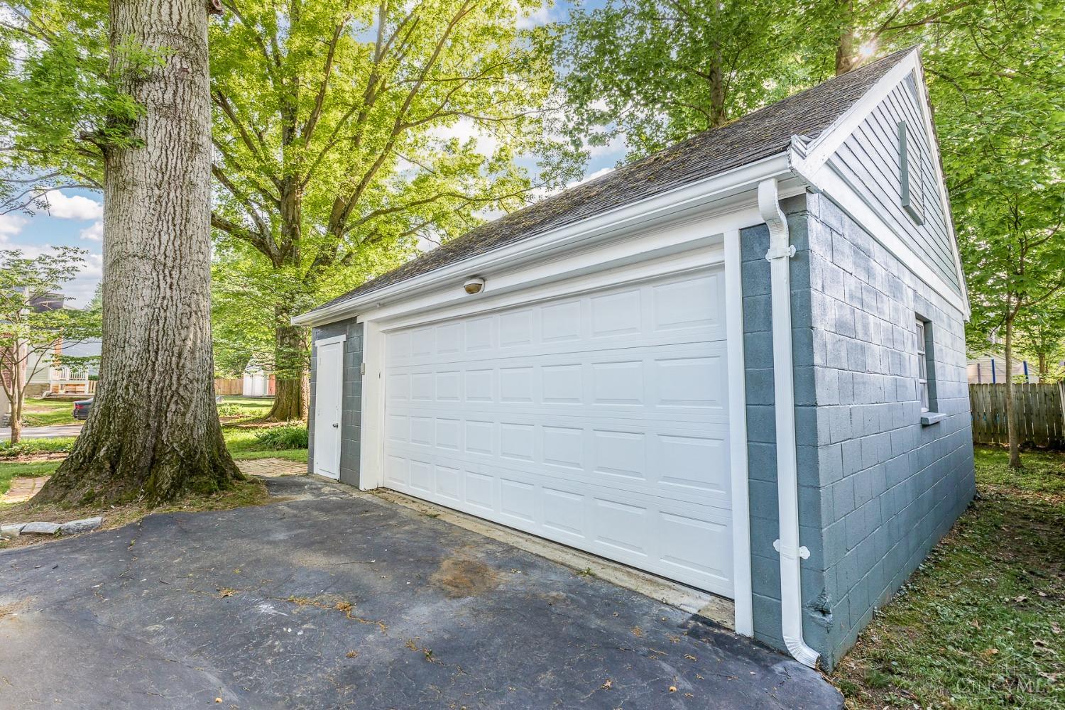 3723 Petoskey Avenue