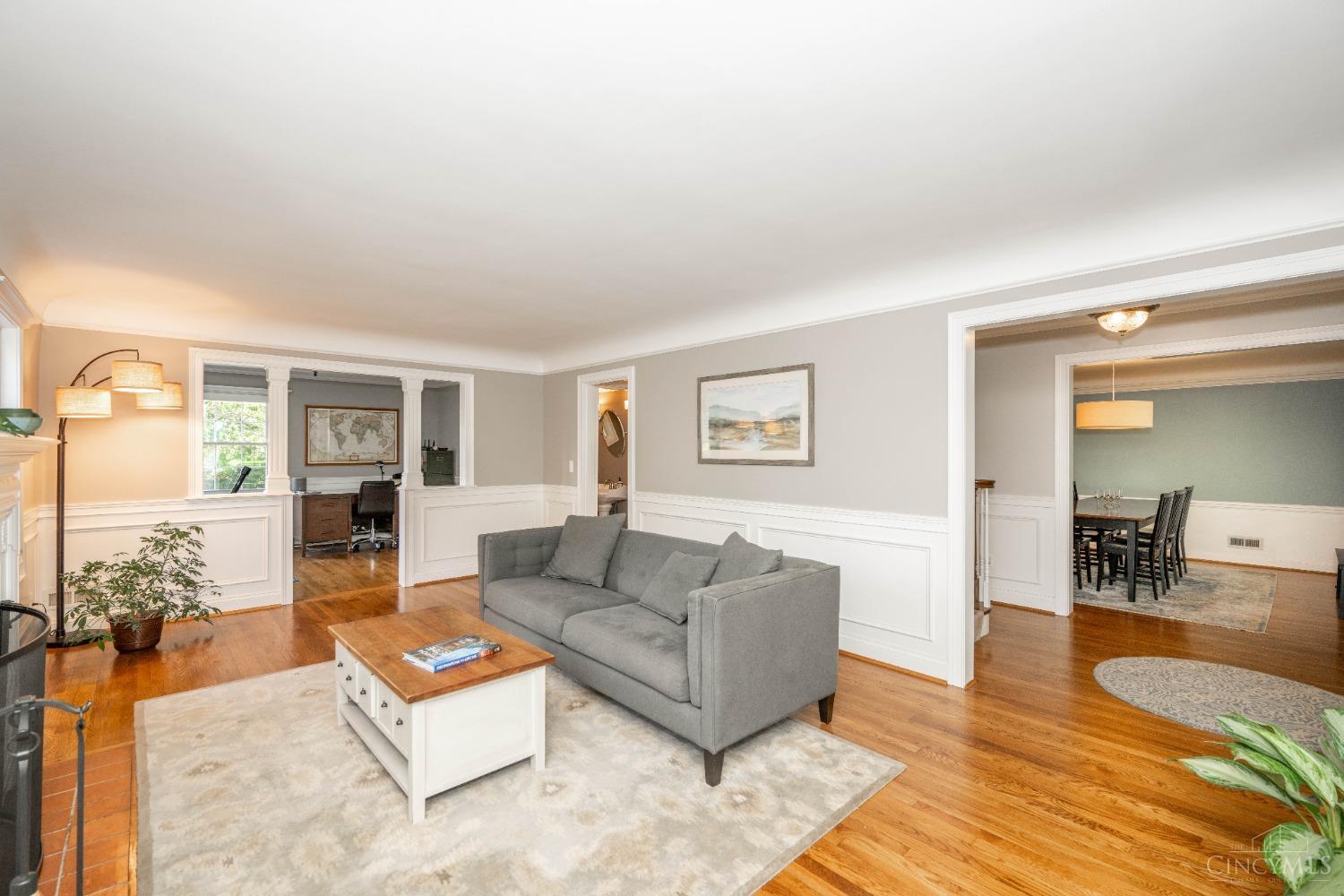 1982 Honeysuckle Lane