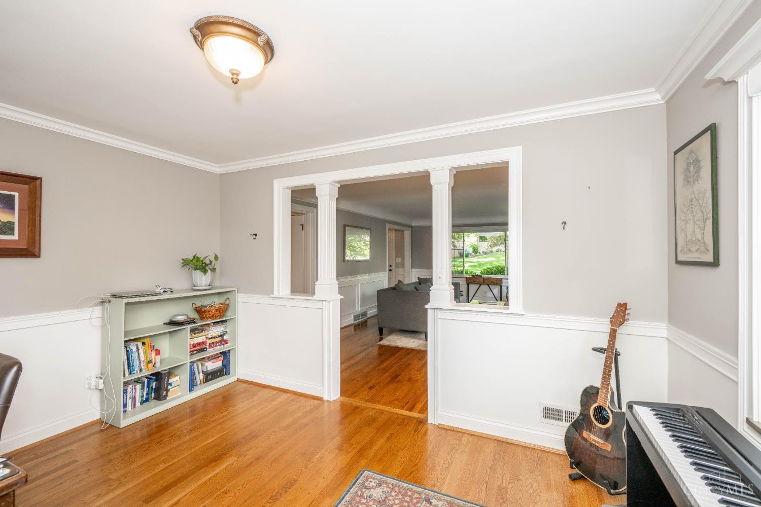 1982 Honeysuckle Lane