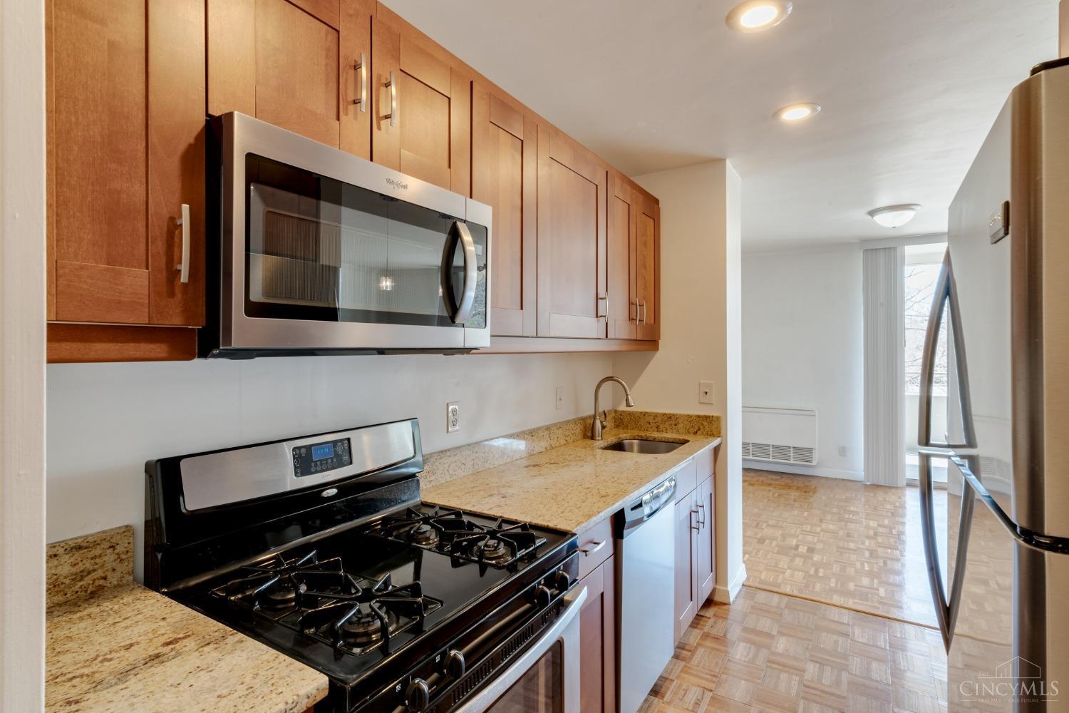 2324 Madison Road 205