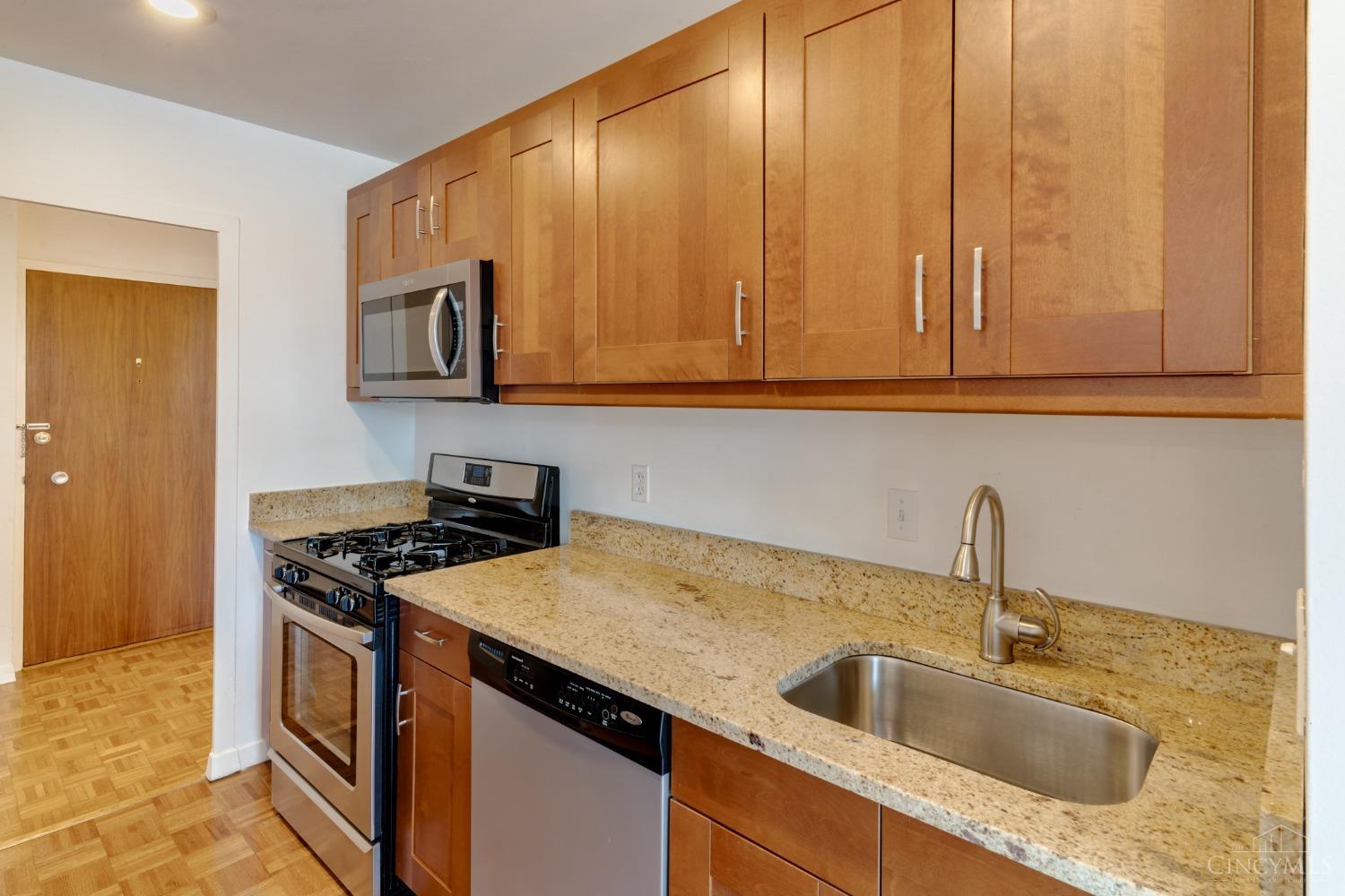 2324 Madison Road 205