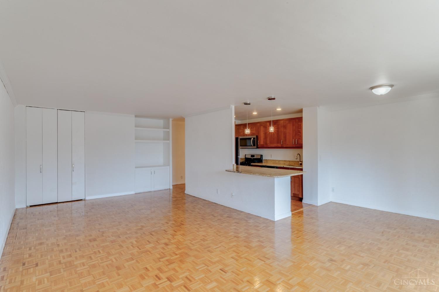 2324 Madison Road 205